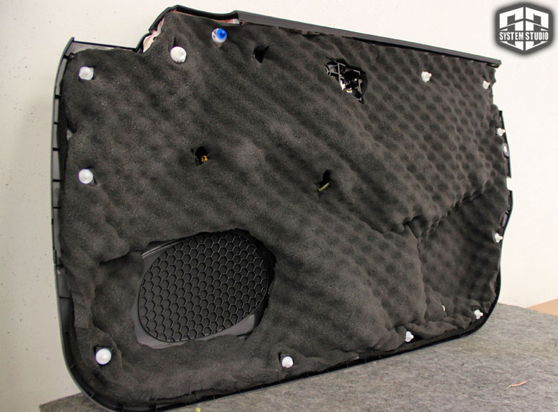 шумоизоляция антискрип дверей Infiniti Q50S