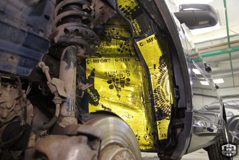 Шумоизоляция арок и подкрылков автомобиля Land Rover Freelander