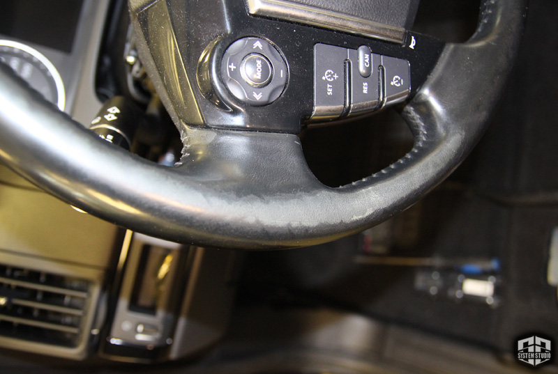 Land Rover Freelander покрас кожи руля покрасить руль