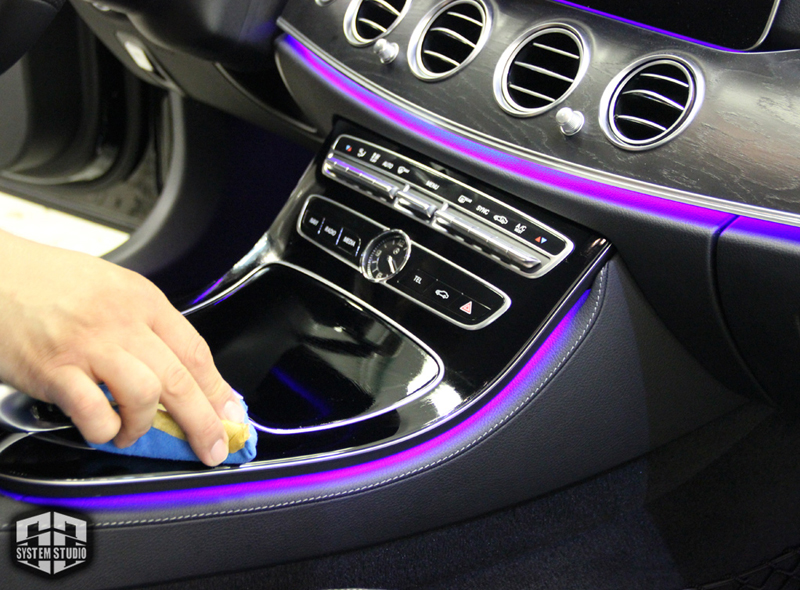 Полировка деталей салона и защита керамикой салона mercedes e213 мерседес