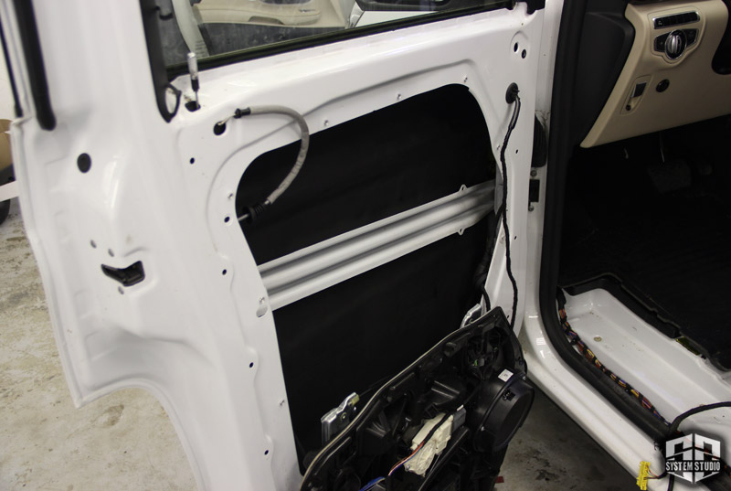 mercedes v class шумоизоляция дверей