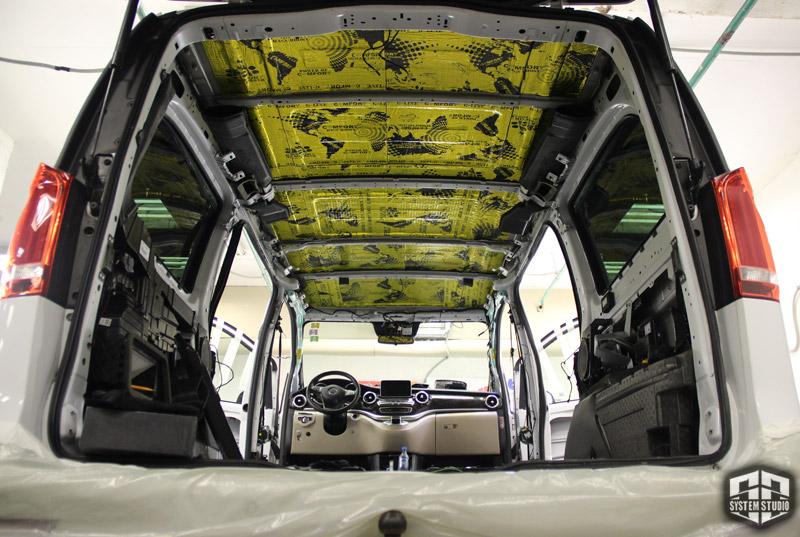 шумоизоляция потолка мерседес