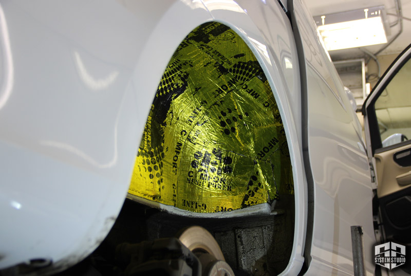 Шумоизоляция арок mercedes v class.