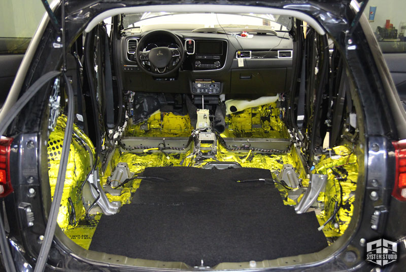Mitsubishi Outlander GT Шумоизоляция салона