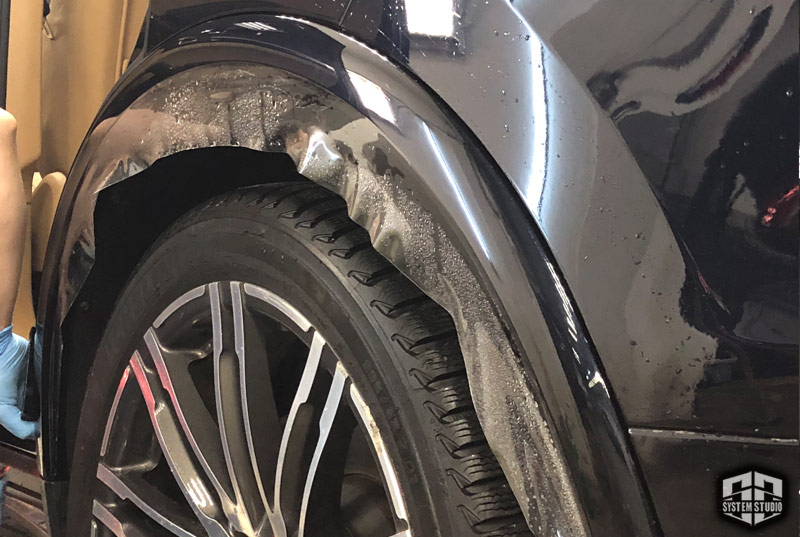 оклейка Porsche Cayenne плёнка антигравийная